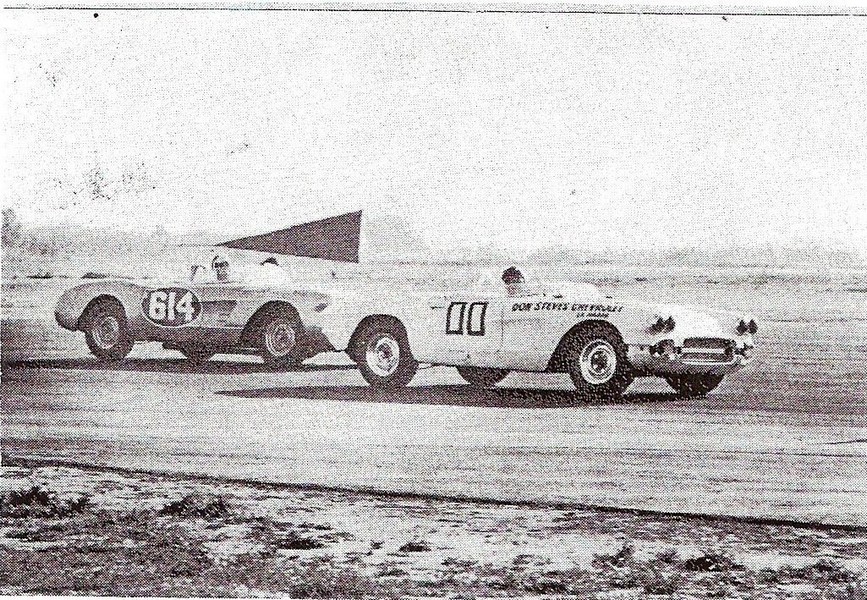 Dave MacDonald races the 00 Corvette at Las Vegas